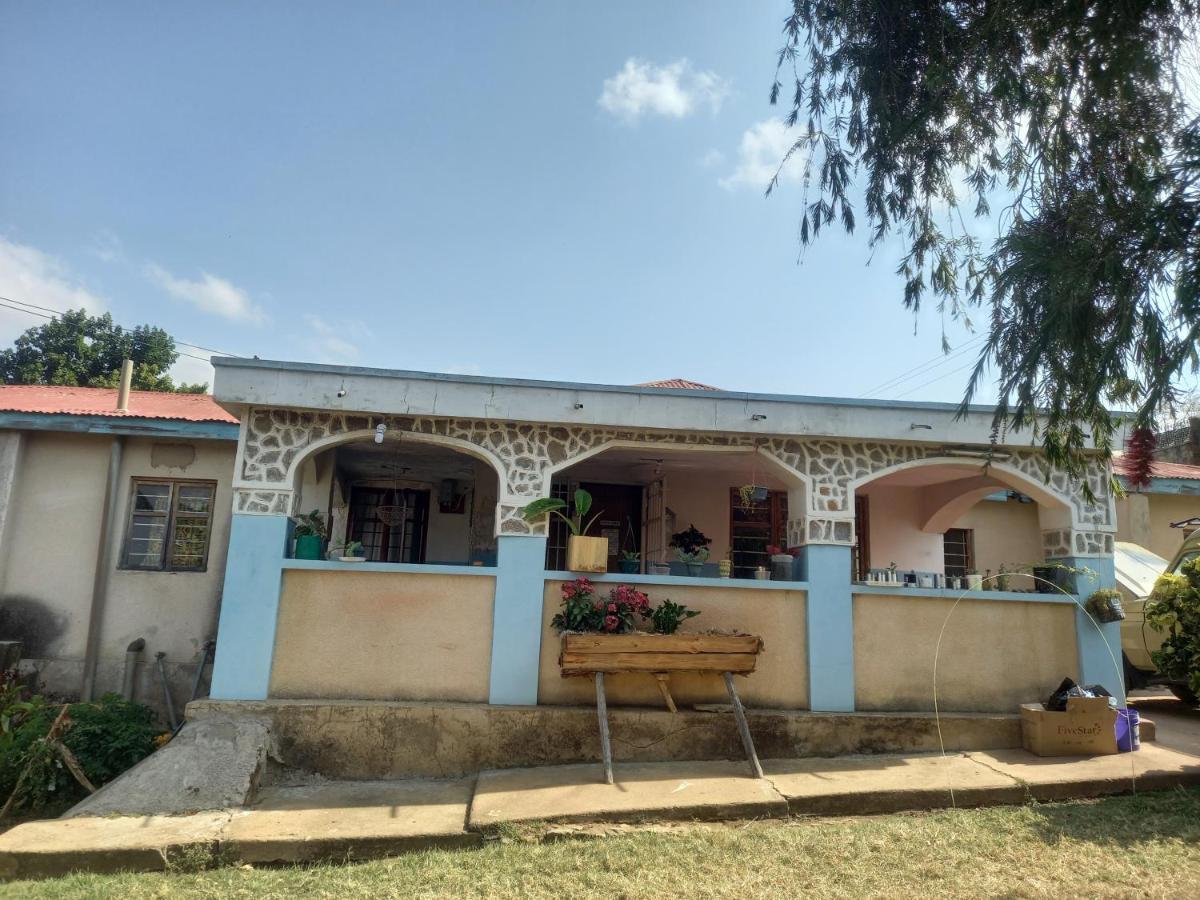 Emmy'S Backpackers Hostel Iringa Extérieur photo
