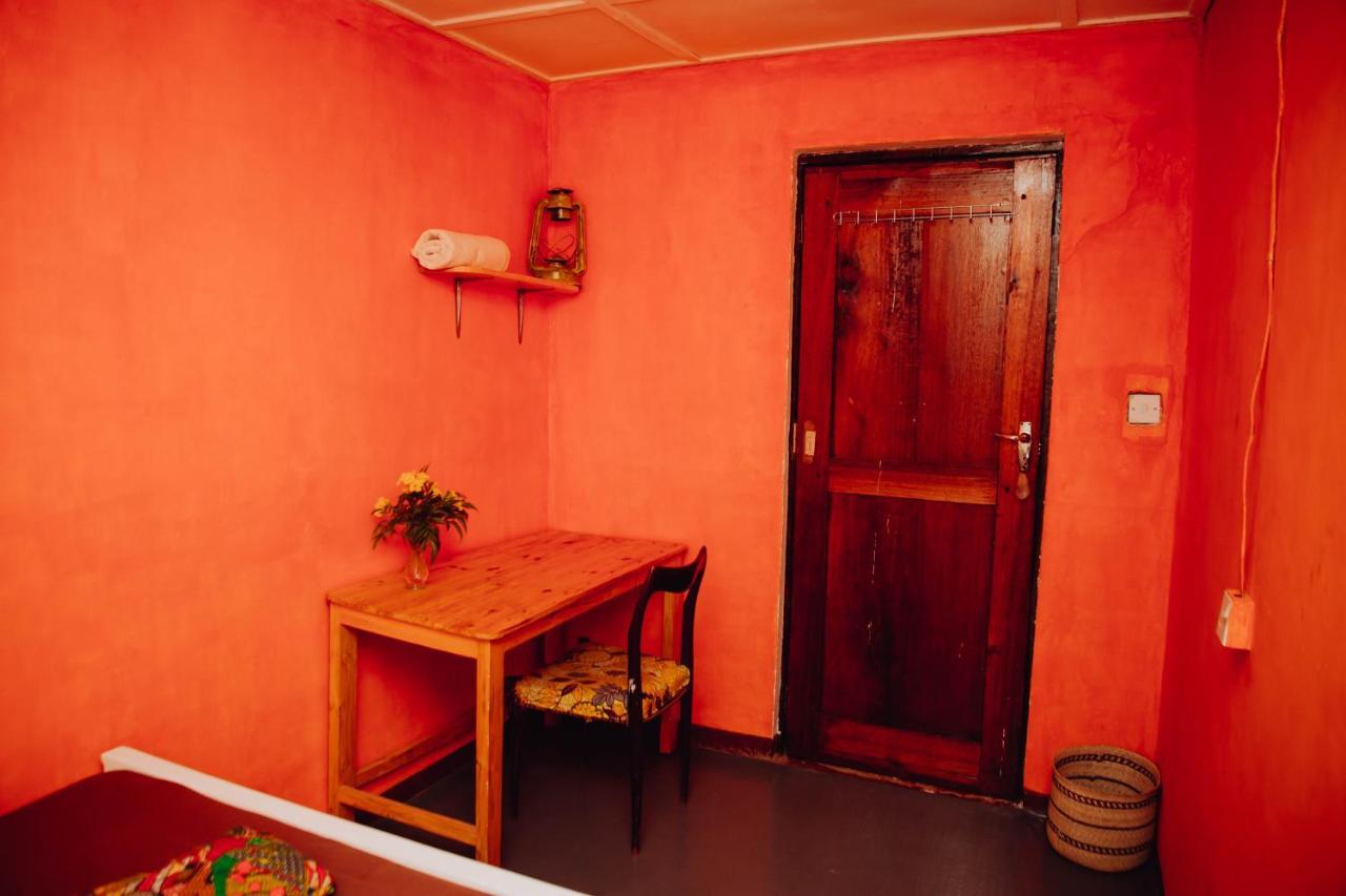 Emmy'S Backpackers Hostel Iringa Extérieur photo