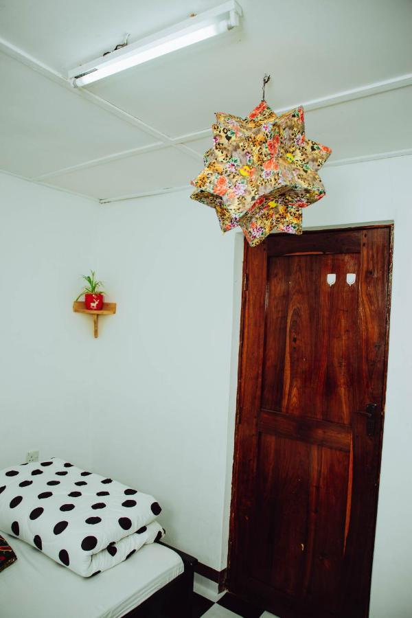 Emmy'S Backpackers Hostel Iringa Extérieur photo
